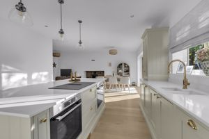 Photo 27- click for photo gallery